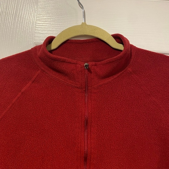 L.L. Bean Size XL Dark Red Mock Neck Quarter Zip Pullover Fleece Top Zip Pocket - Picture 4 of 9